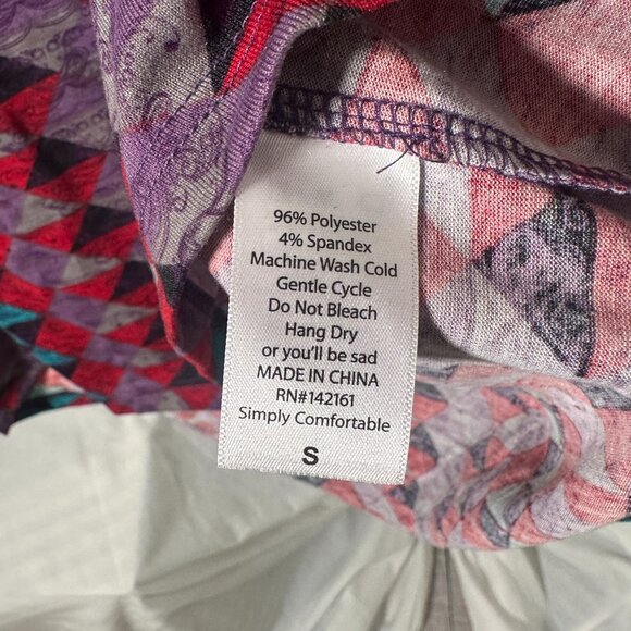 LuLaRoe IRMA Diamonds Triangles Red Black Hi-Purple Low Tunic Top Shirt SMALL S - Picture 3 of 6